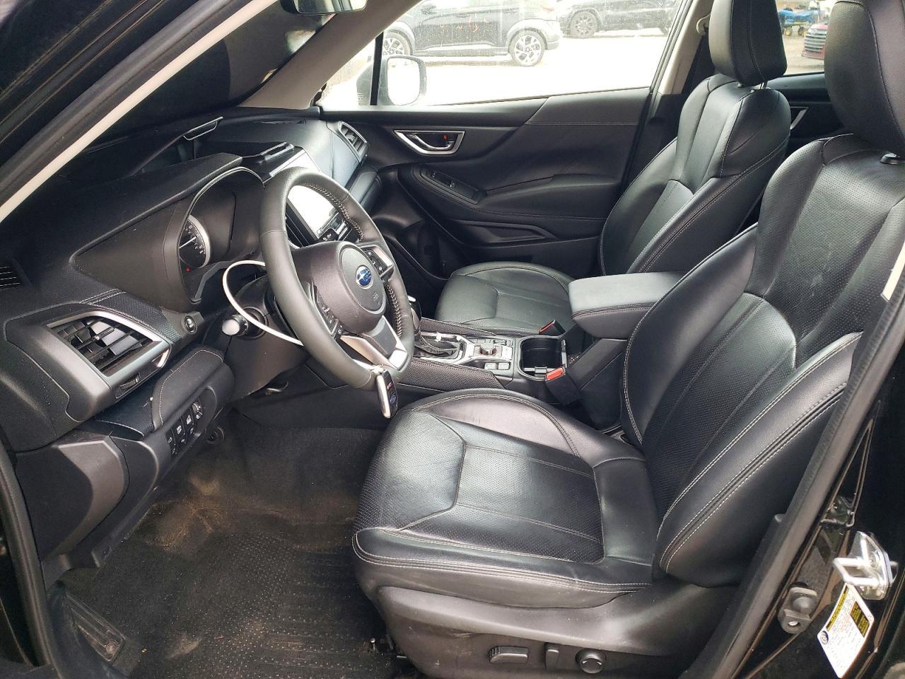 2022 SUBARU FORESTER