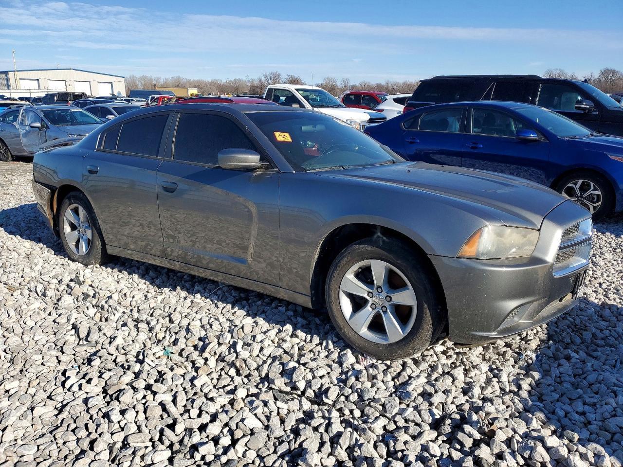 2011 DODGE CHARGER