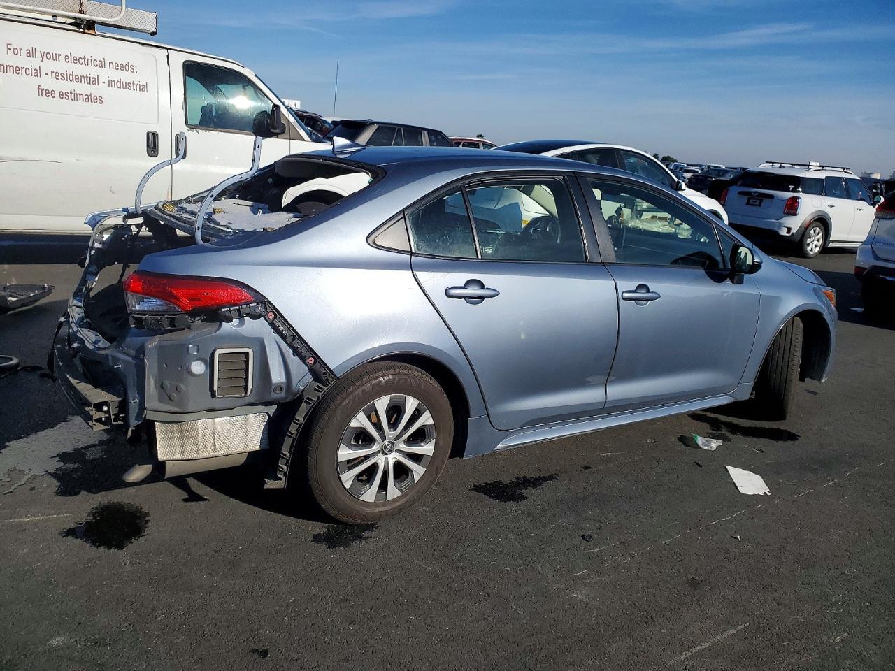 2022 TOYOTA COROLLA