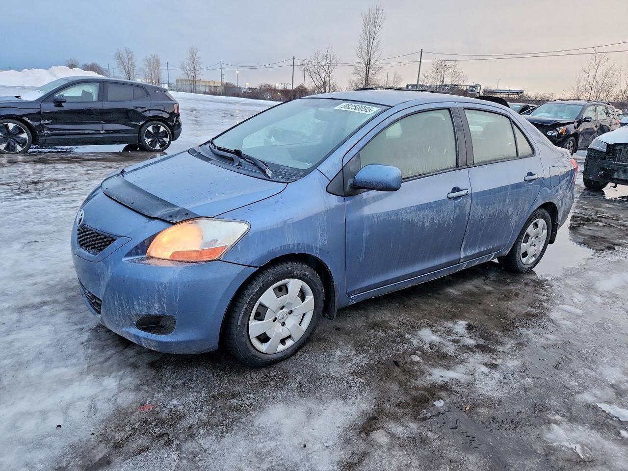 2011 TOYOTA YARIS
