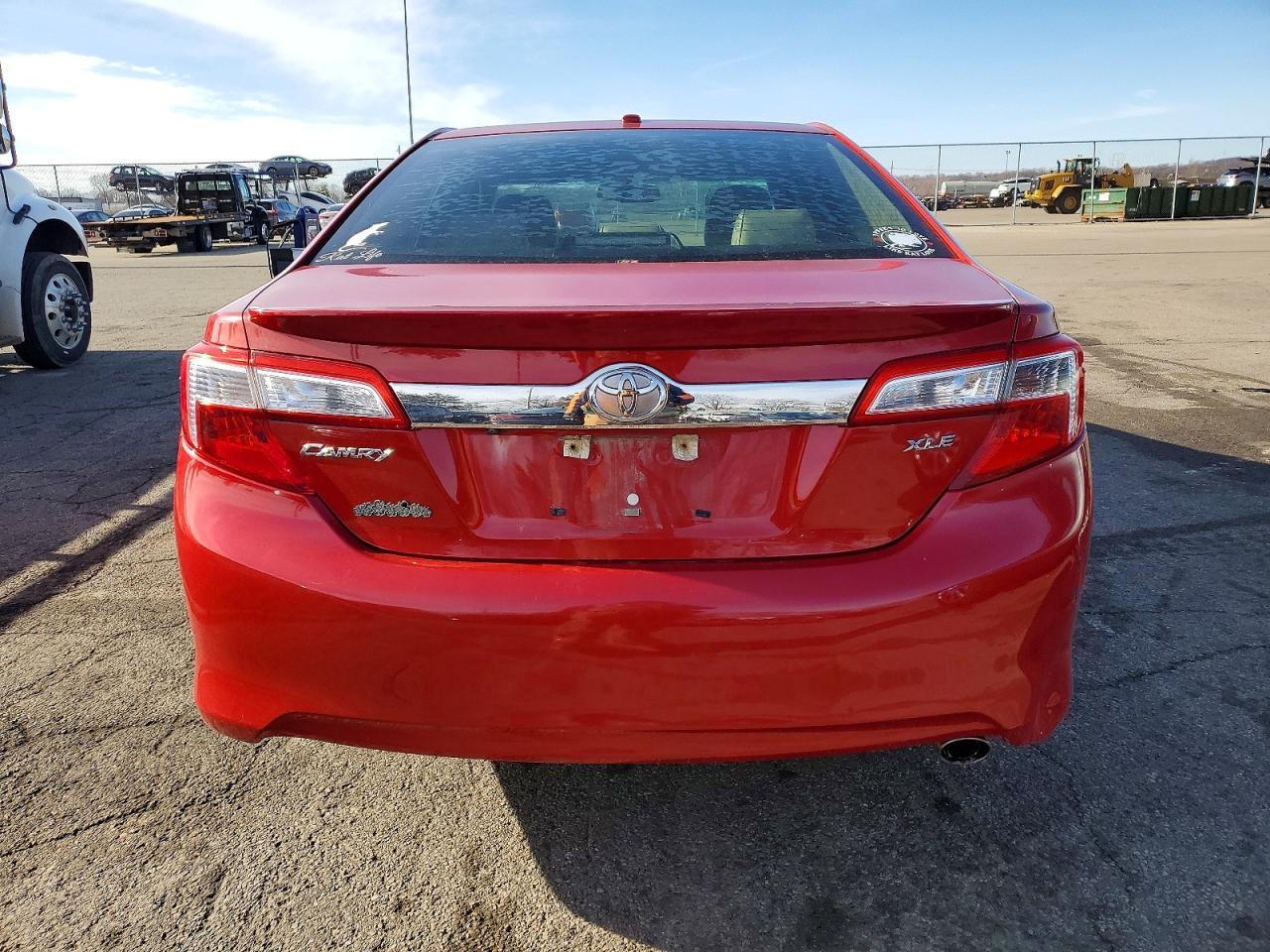 2012 TOYOTA CAMRY