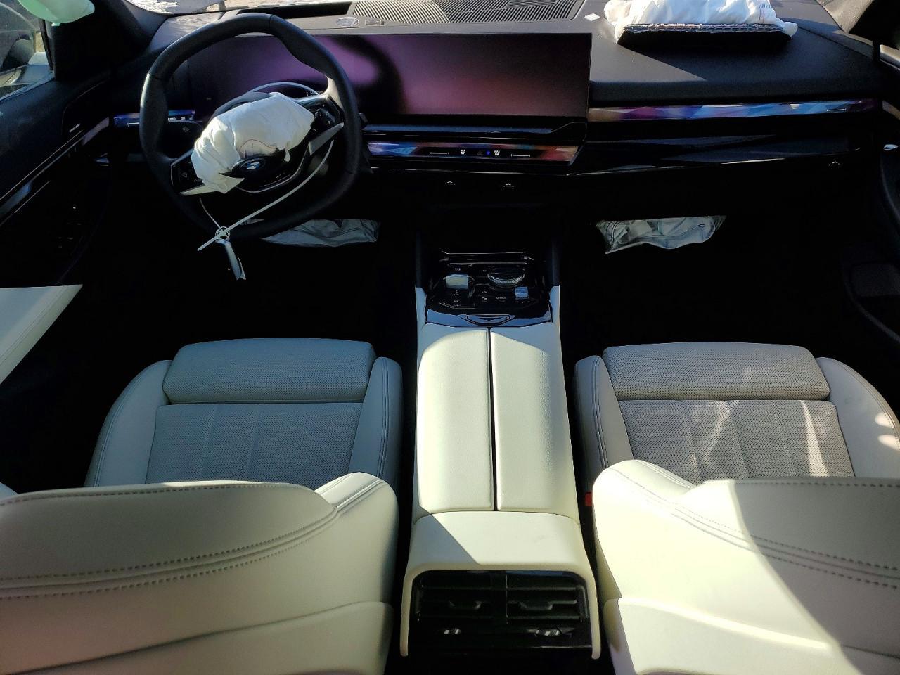 2026 BMW i5