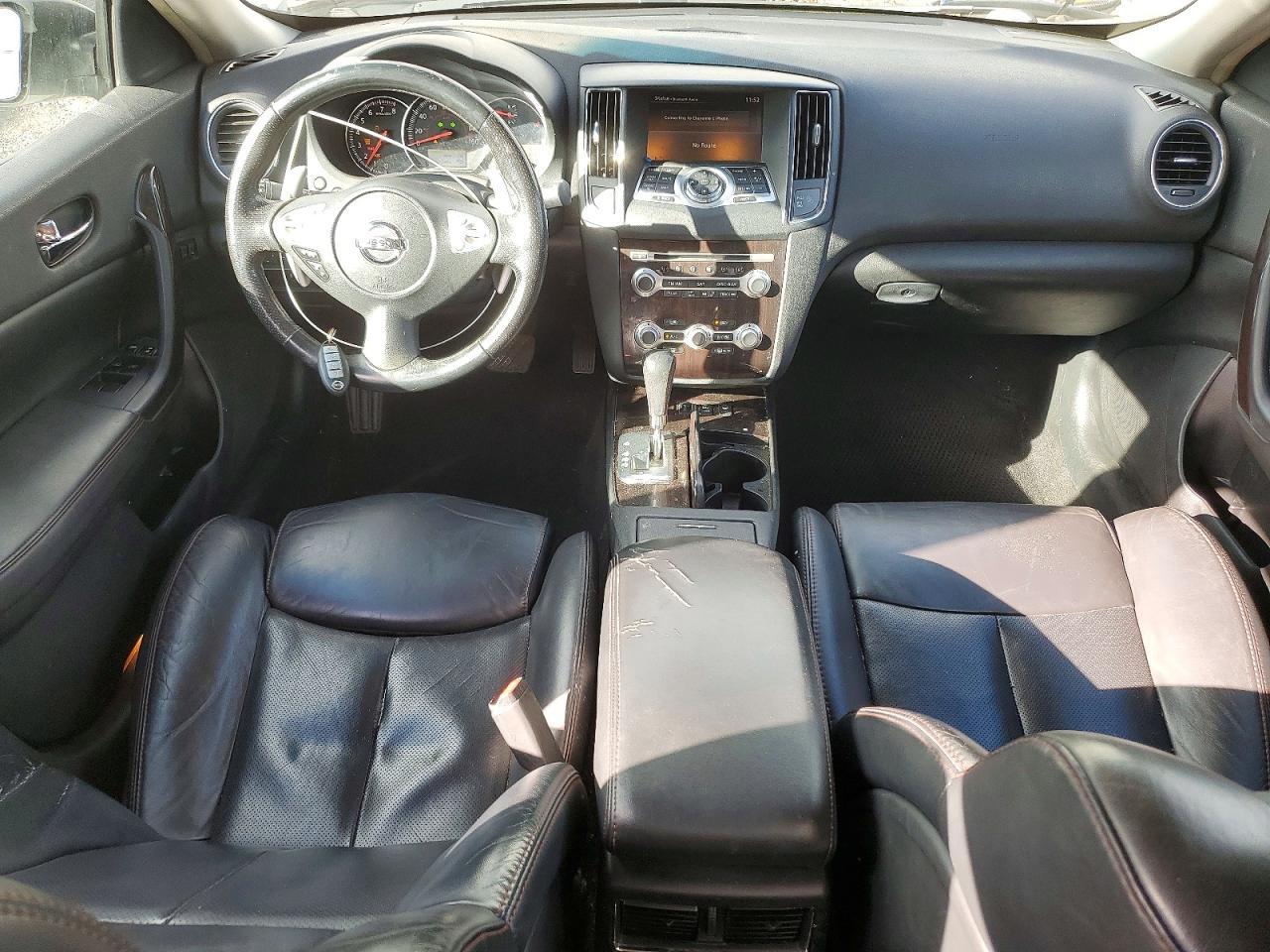 2012 NISSAN Maxima