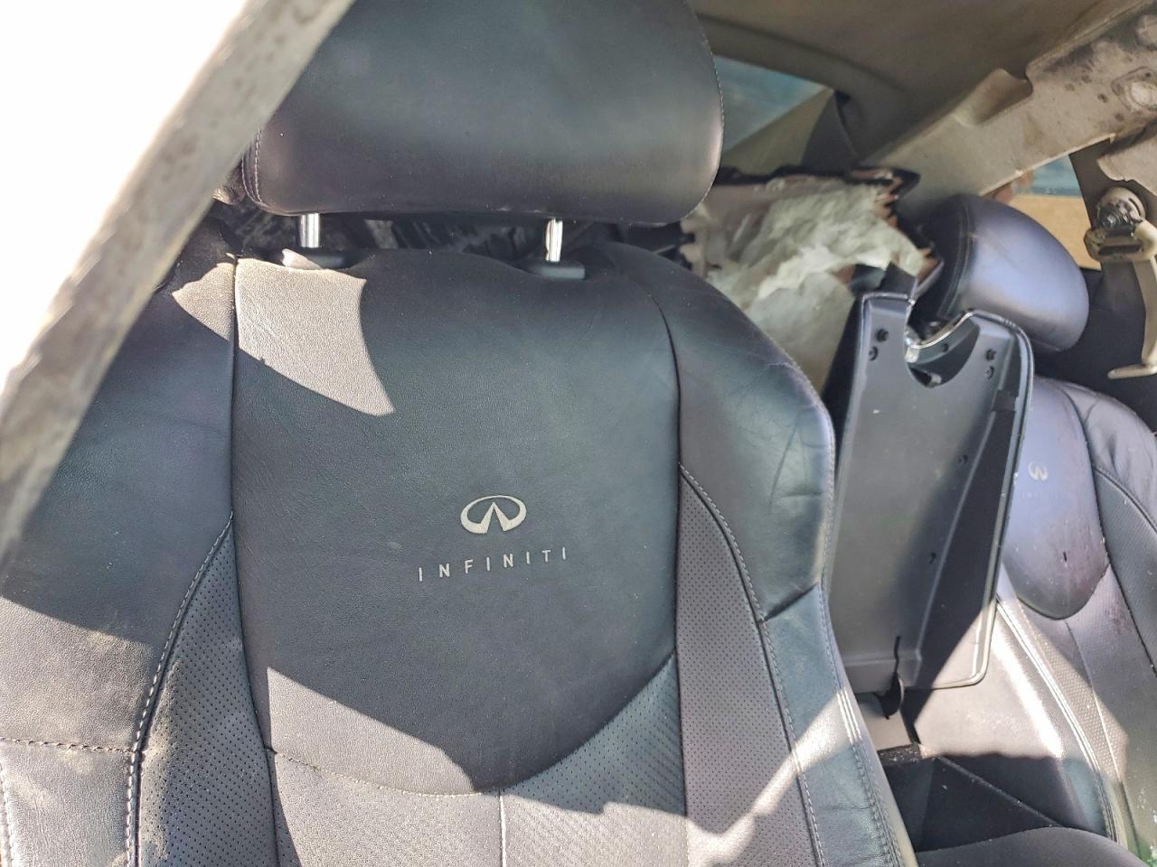 2012 INFINITI G37