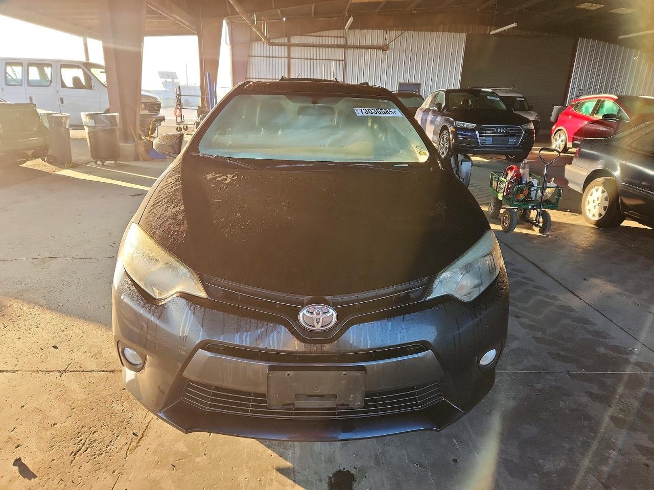 2015 TOYOTA COROLLA