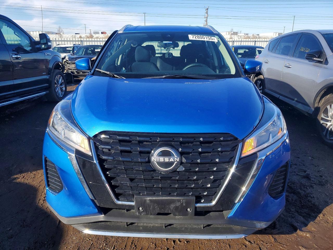 2024 NISSAN KICKS