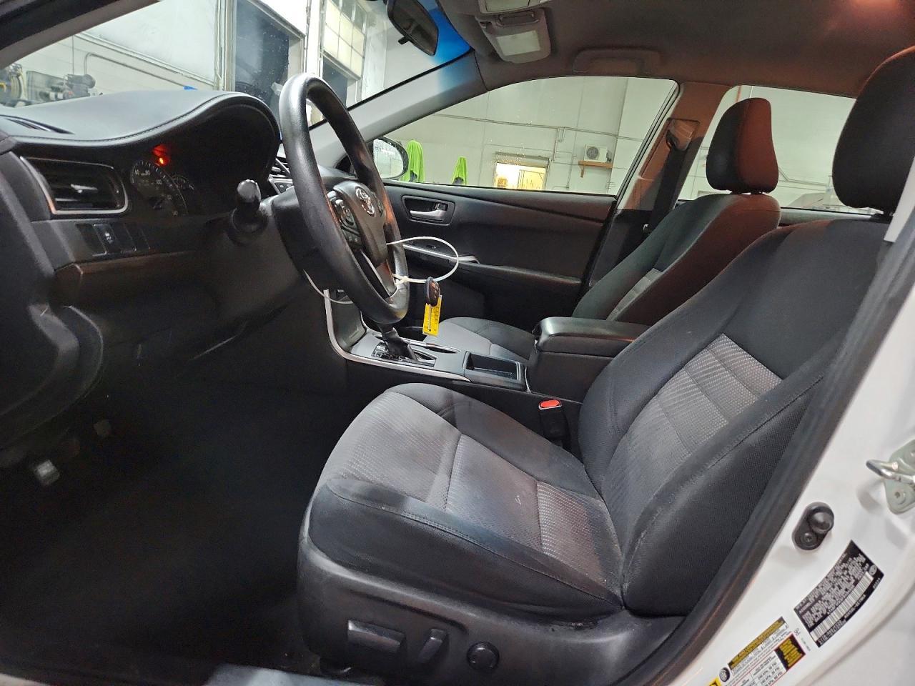 2015 TOYOTA CAMRY