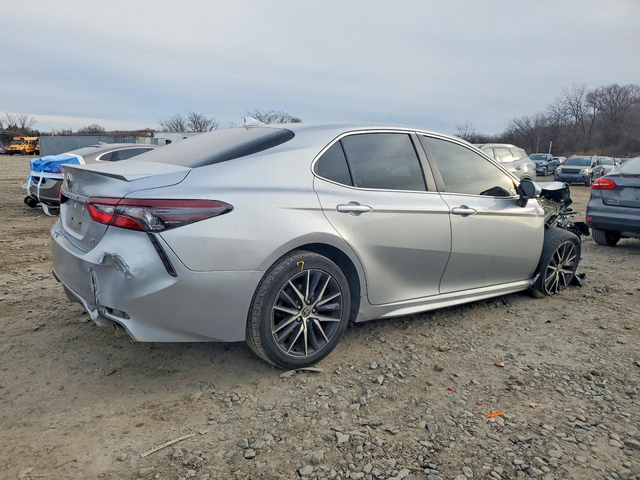 2022 TOYOTA CAMRY