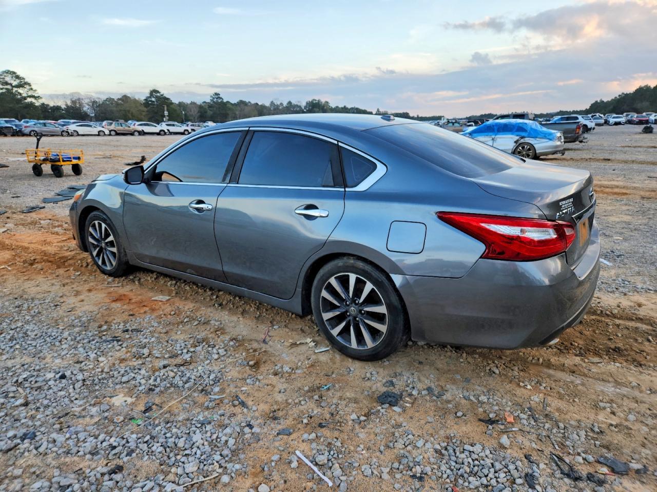 2017 NISSAN ALTIMA
