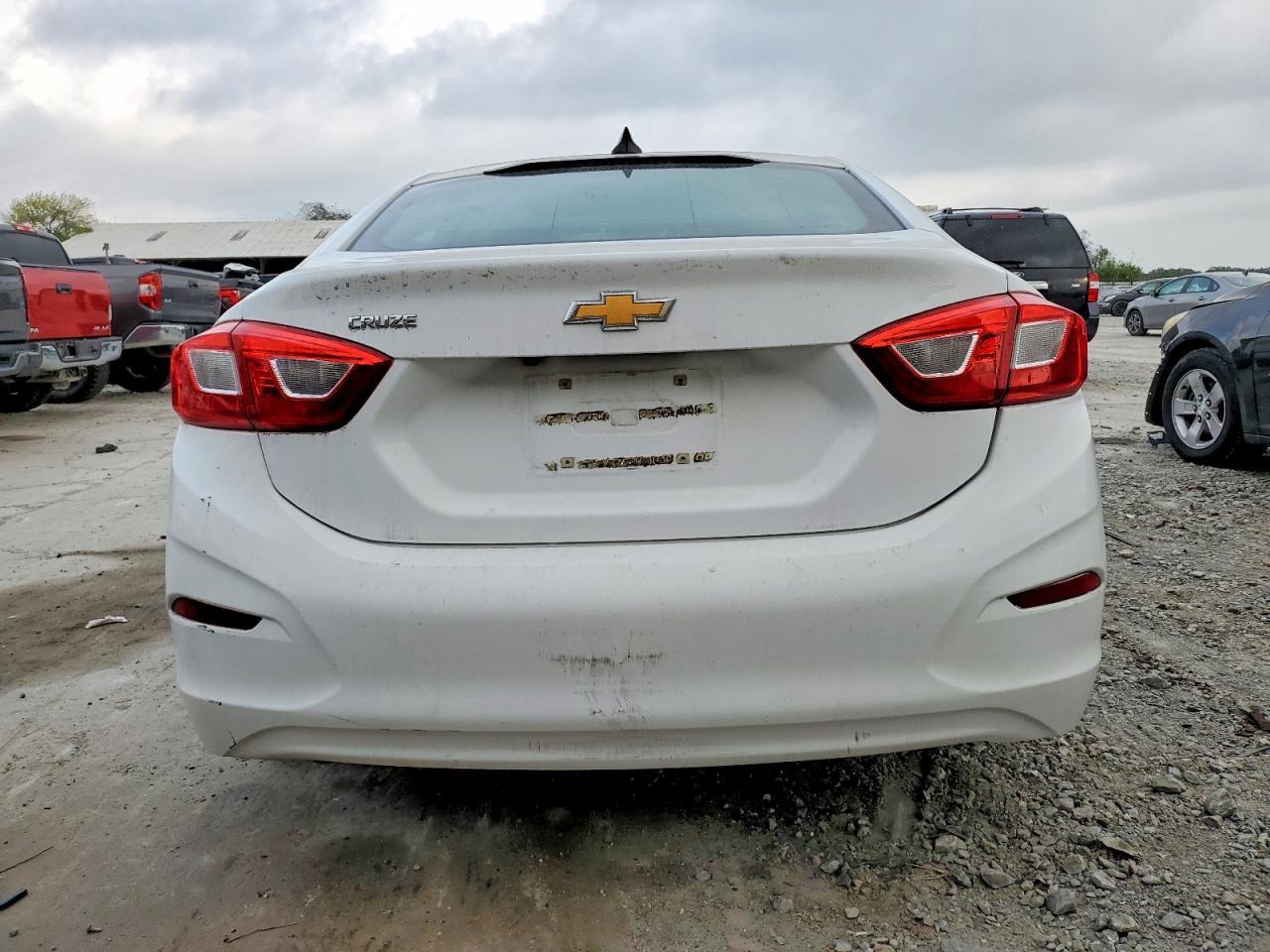 2016 CHEVROLET CRUZE