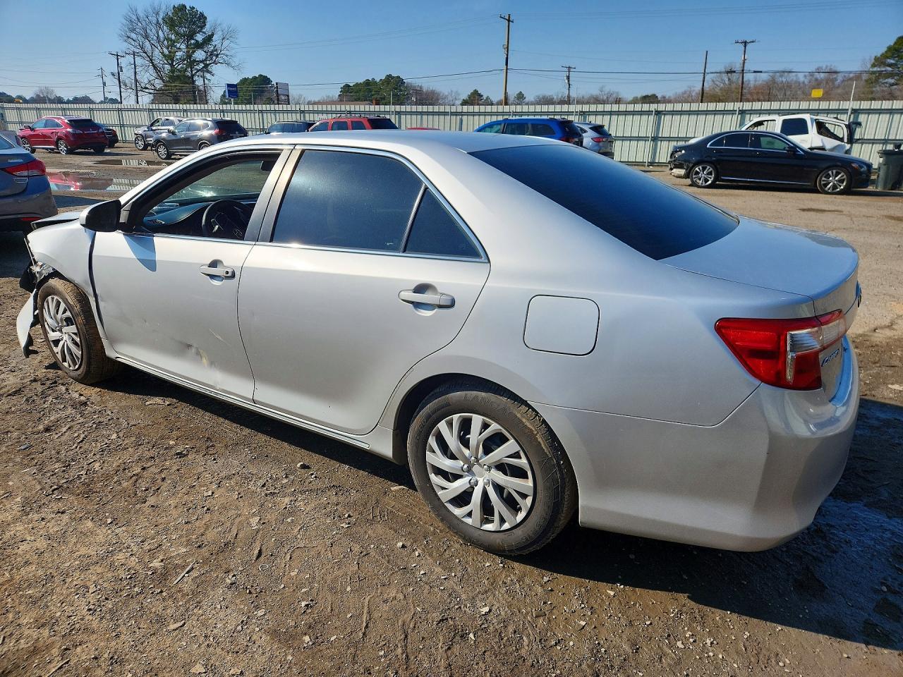 2014 TOYOTA CAMRY