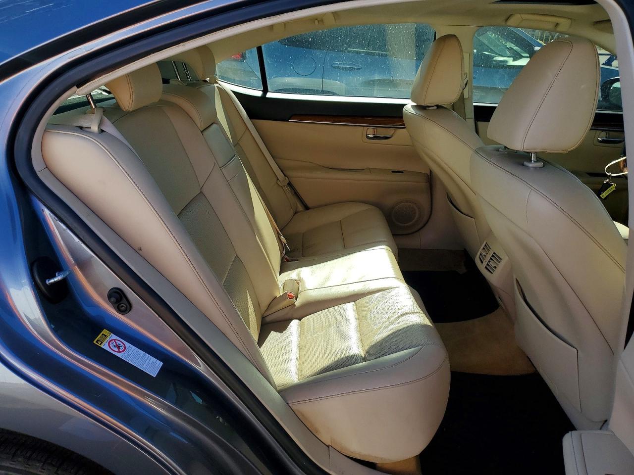 2013 LEXUS ES 300H