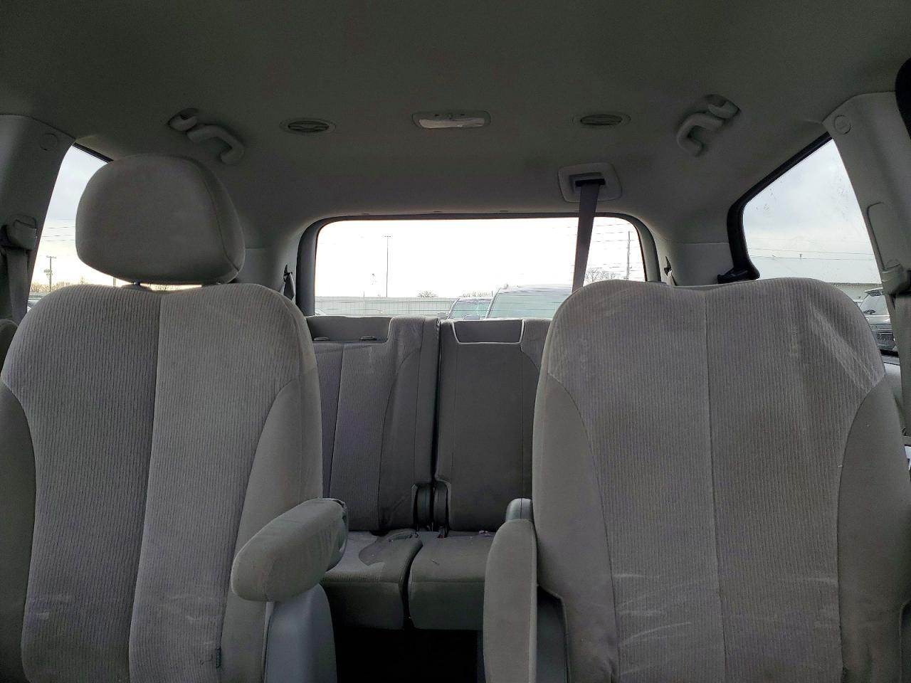 2014 KIA SEDONA