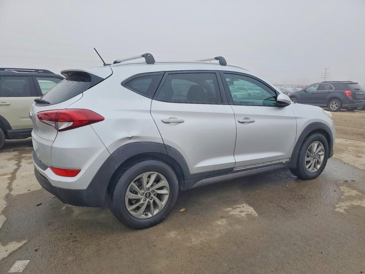 2016 HYUNDAI TUCSON