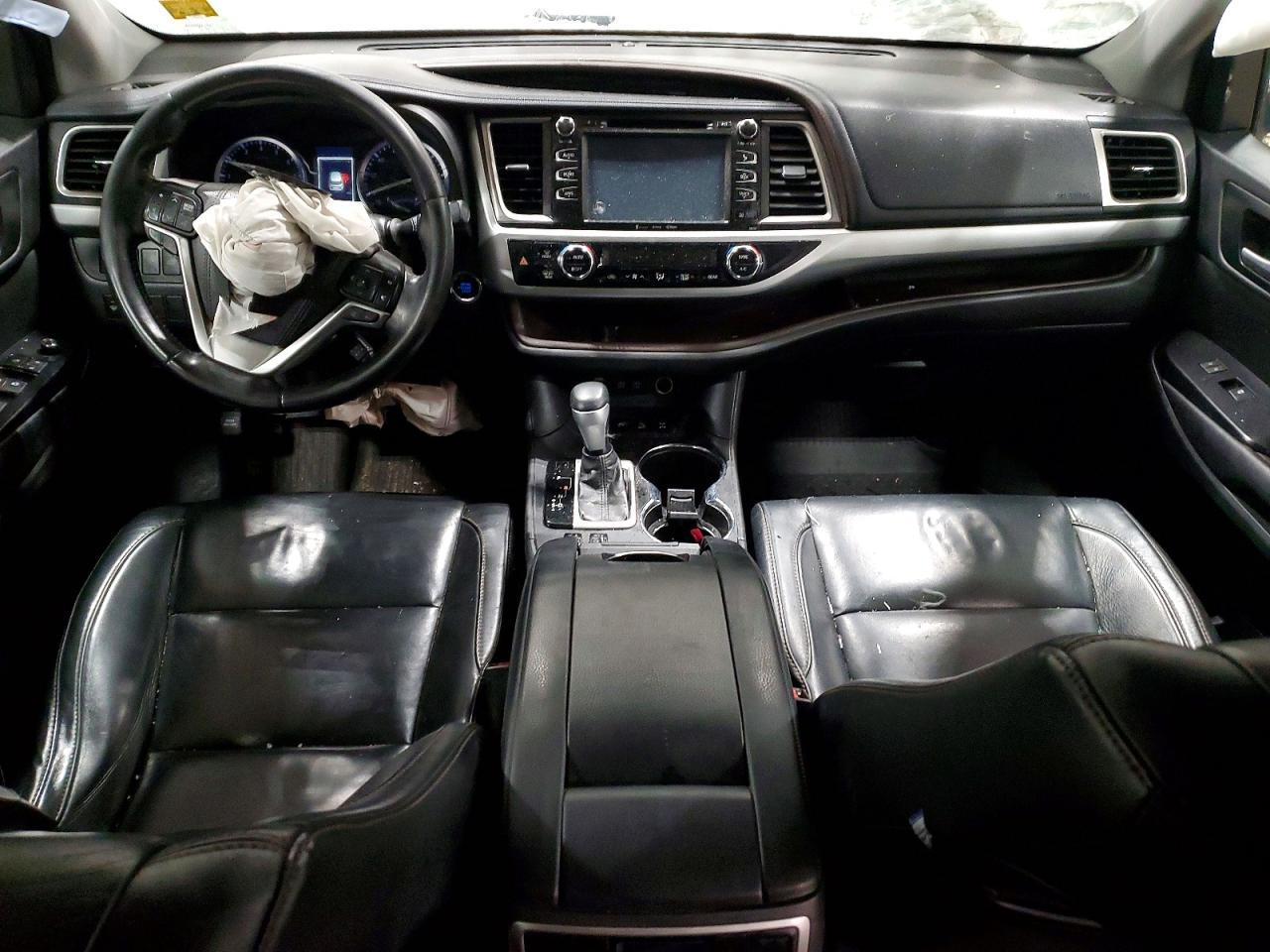 2017 TOYOTA HIGHLANDER