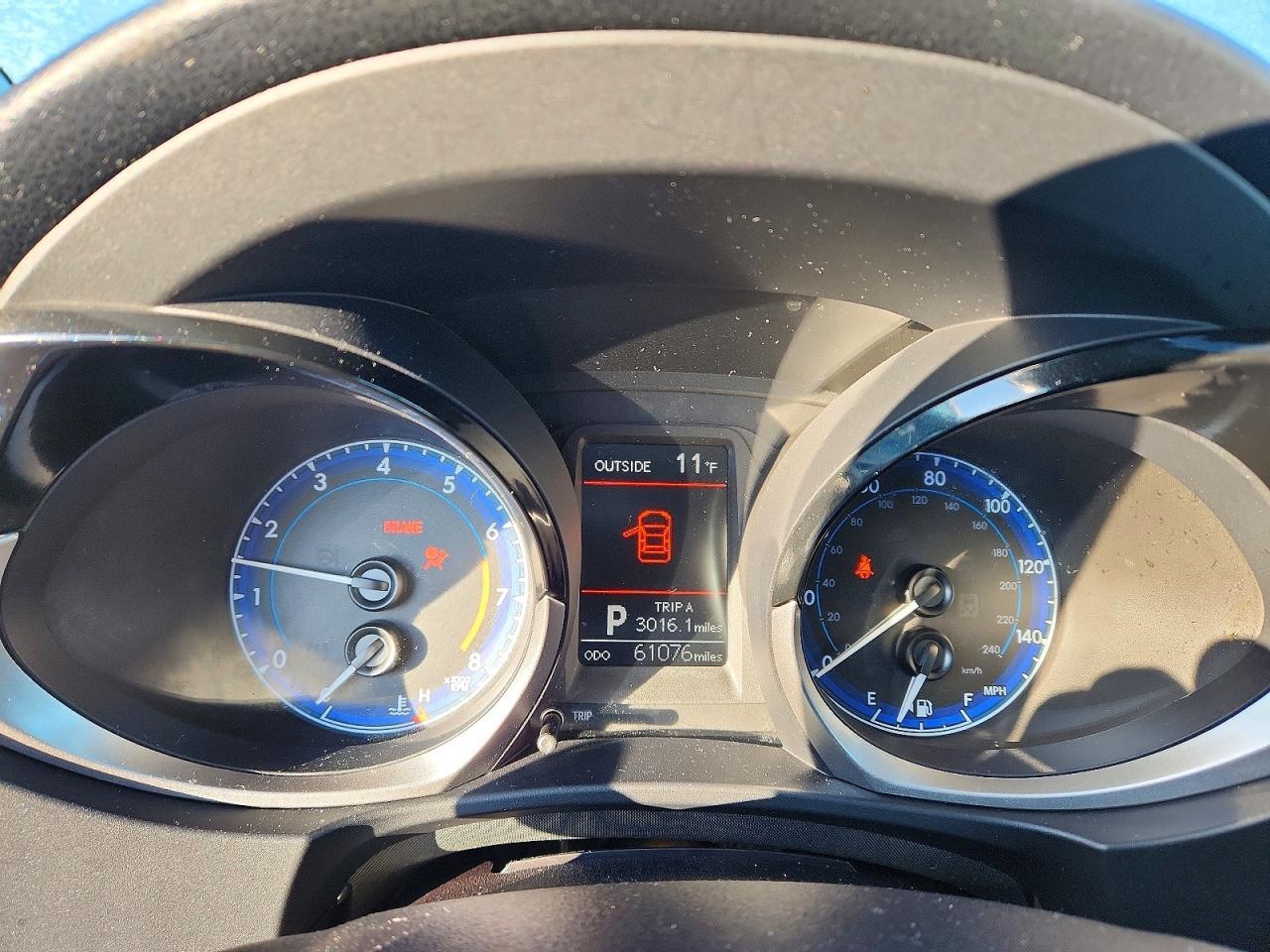 2015 TOYOTA COROLLA