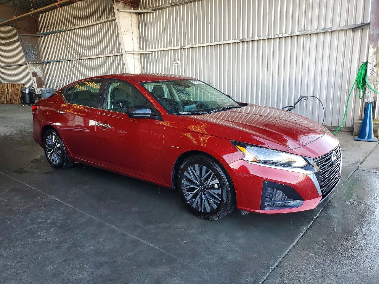 2025 NISSAN ALTIMA