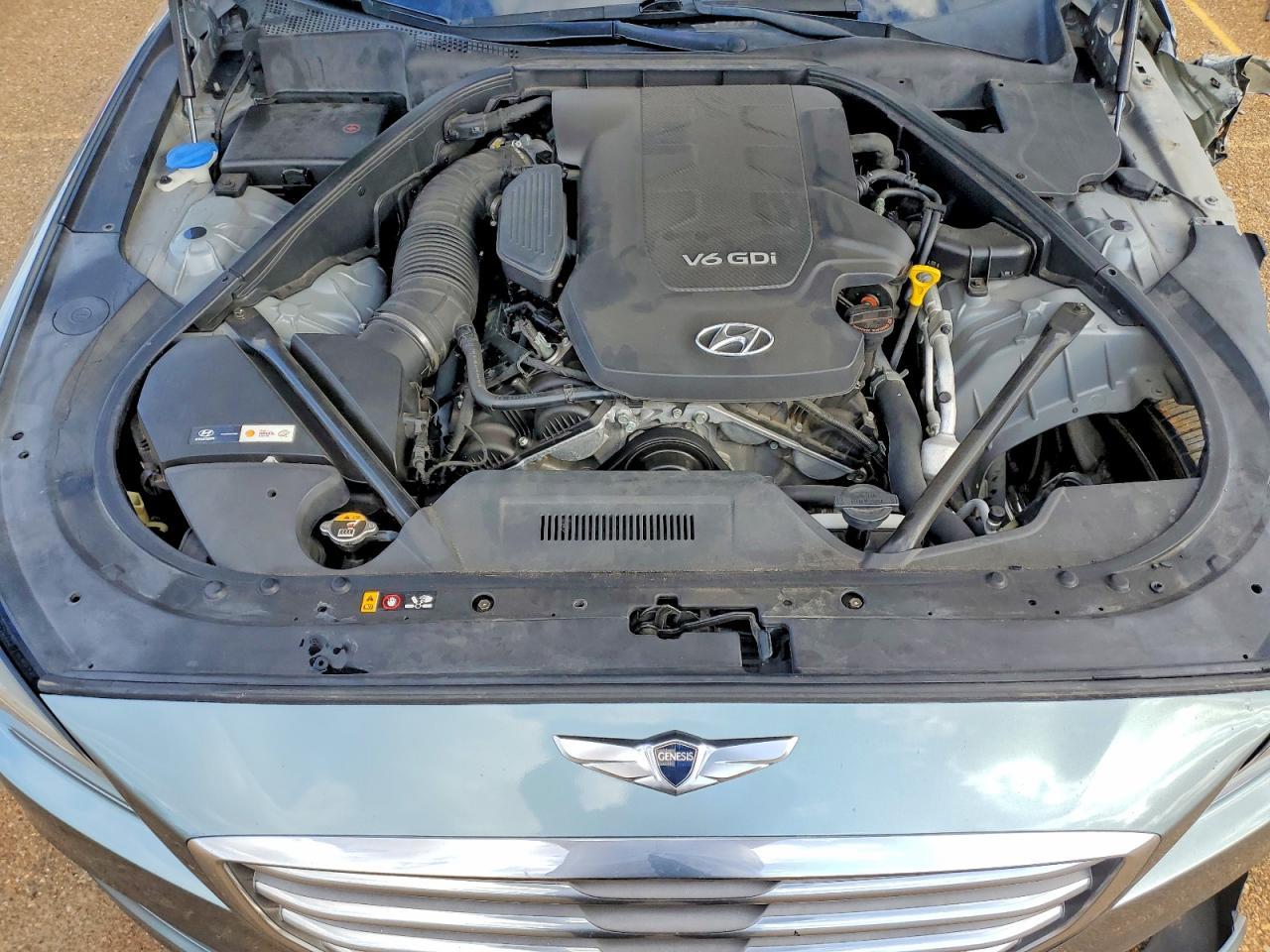 2016 HYUNDAI GENESIS