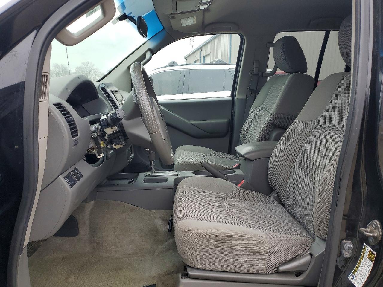 2012 NISSAN Frontier