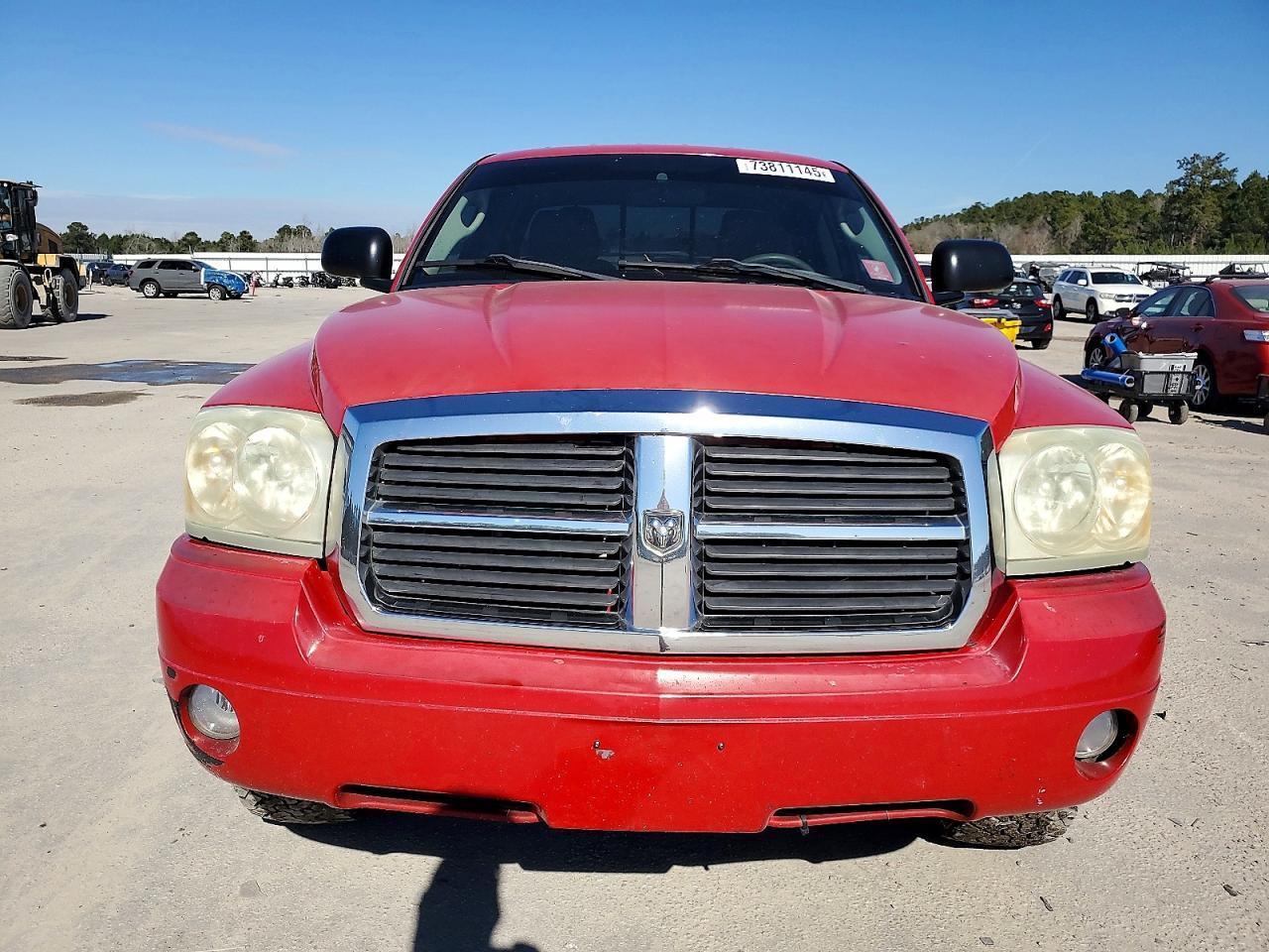 2005 DODGE Dakota