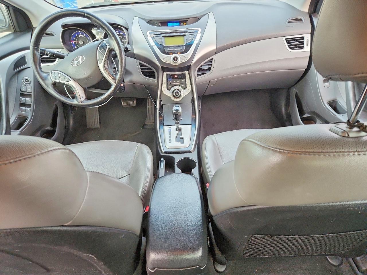 2011 HYUNDAI ELANTRA