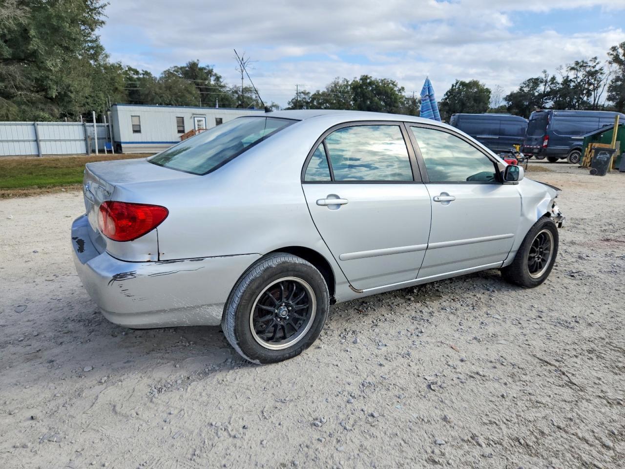 2005 TOYOTA COROLLA