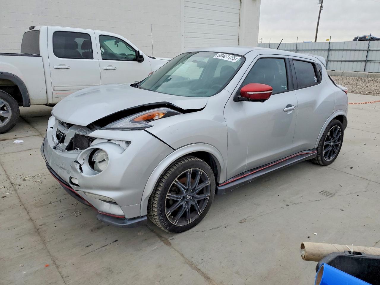 2015 NISSAN Juke