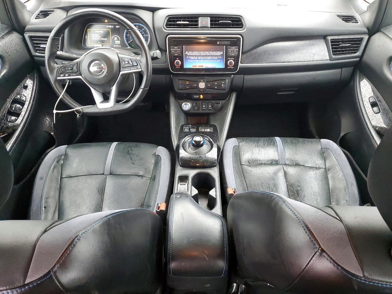 2018 NISSAN LEAF