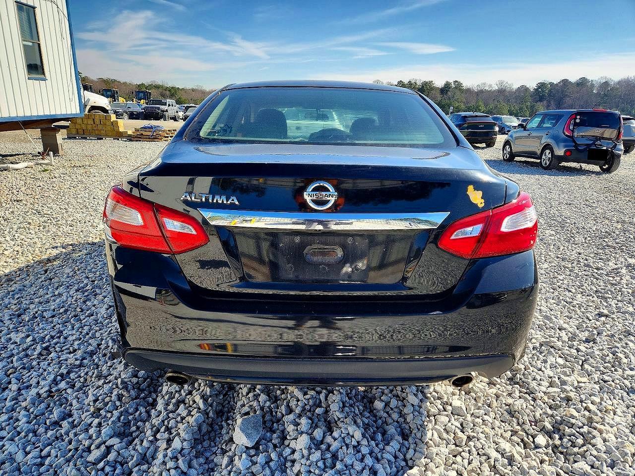 2017 NISSAN ALTIMA