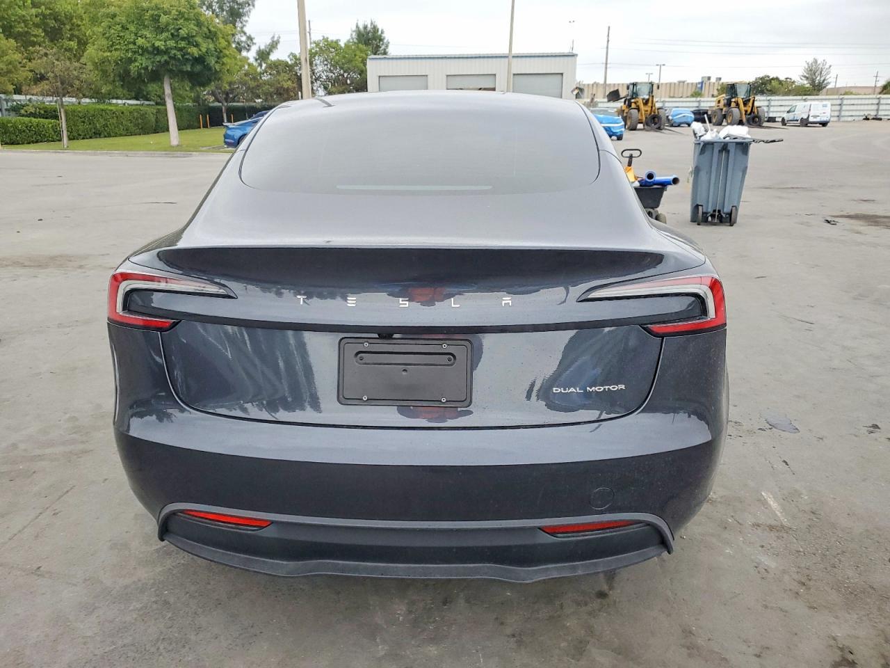 2025 TESLA MODEL 3