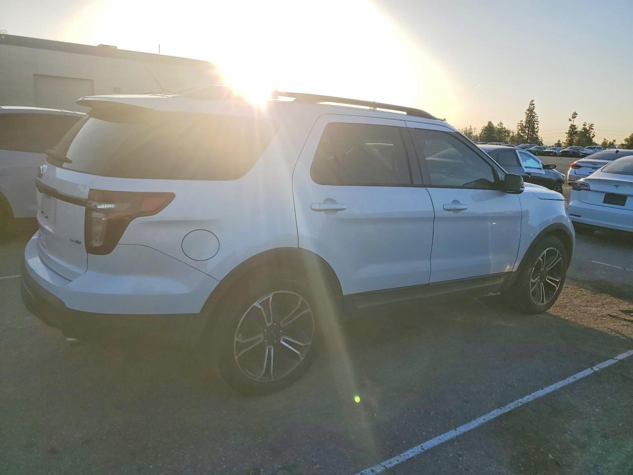 2015 FORD Explorer Sport Trac