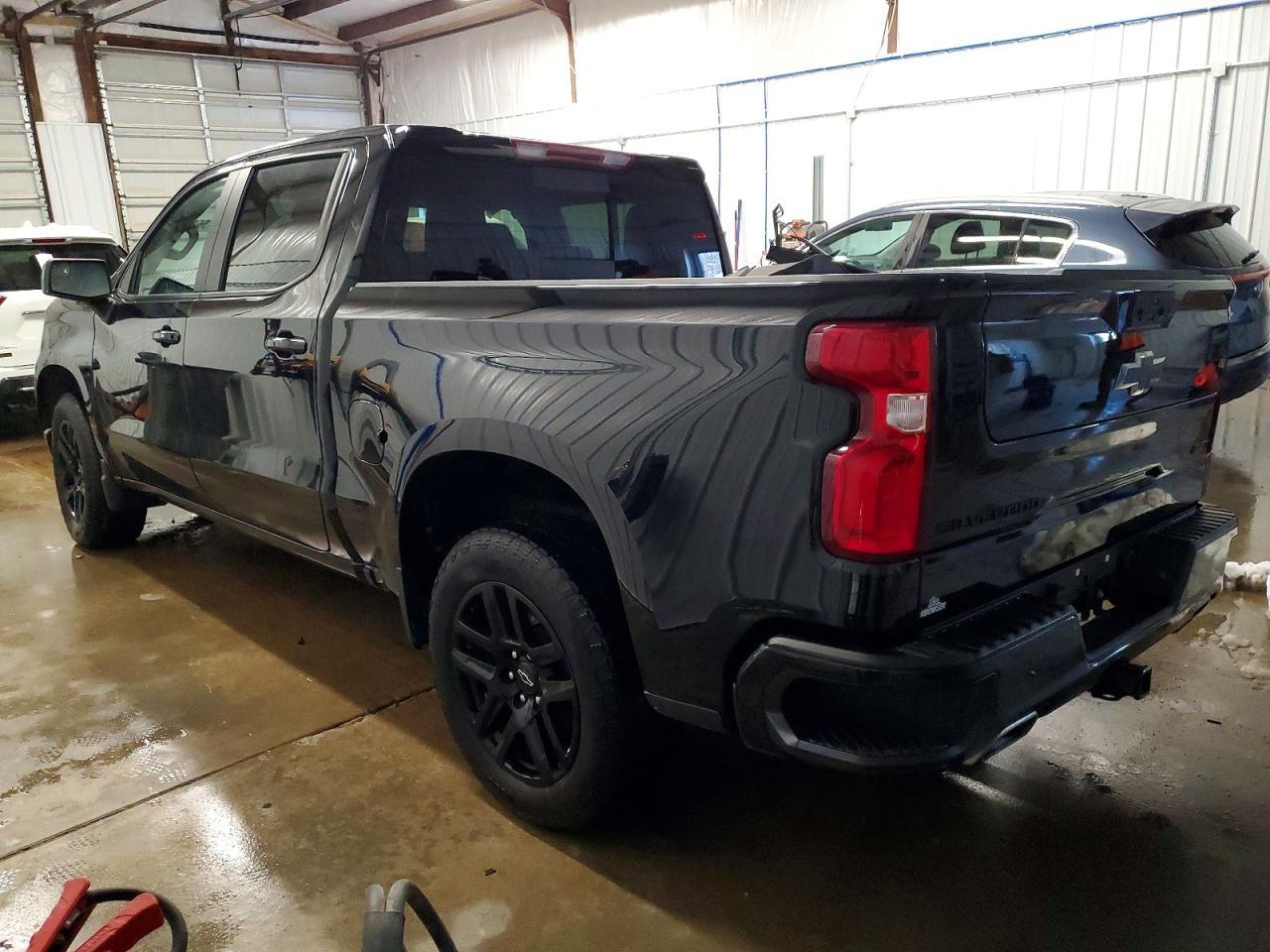 2024 CHEVROLET Silverado