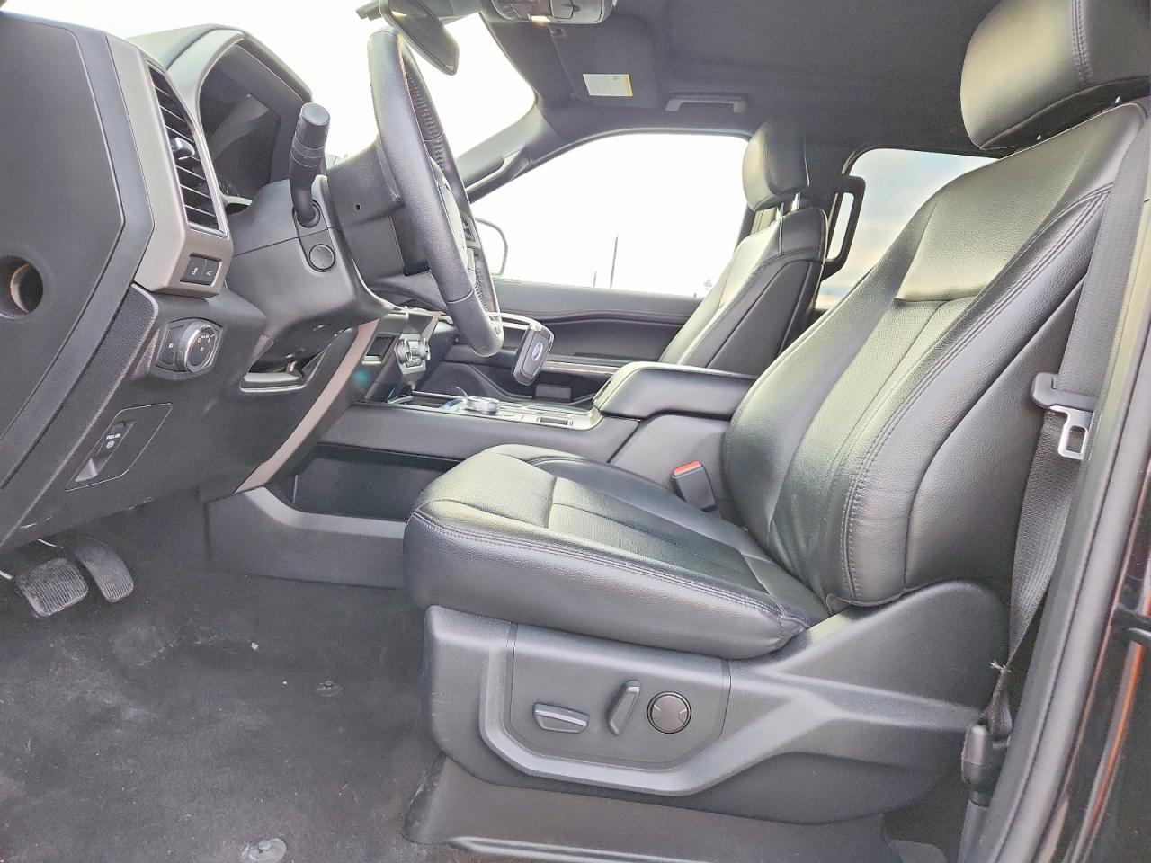 2020 FORD Expedition