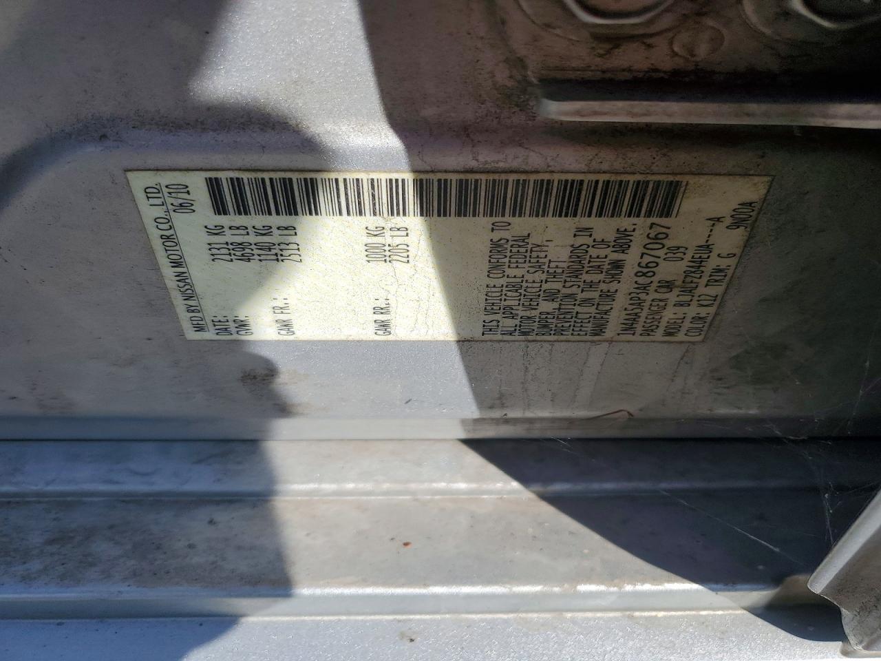 2010 NISSAN Maxima