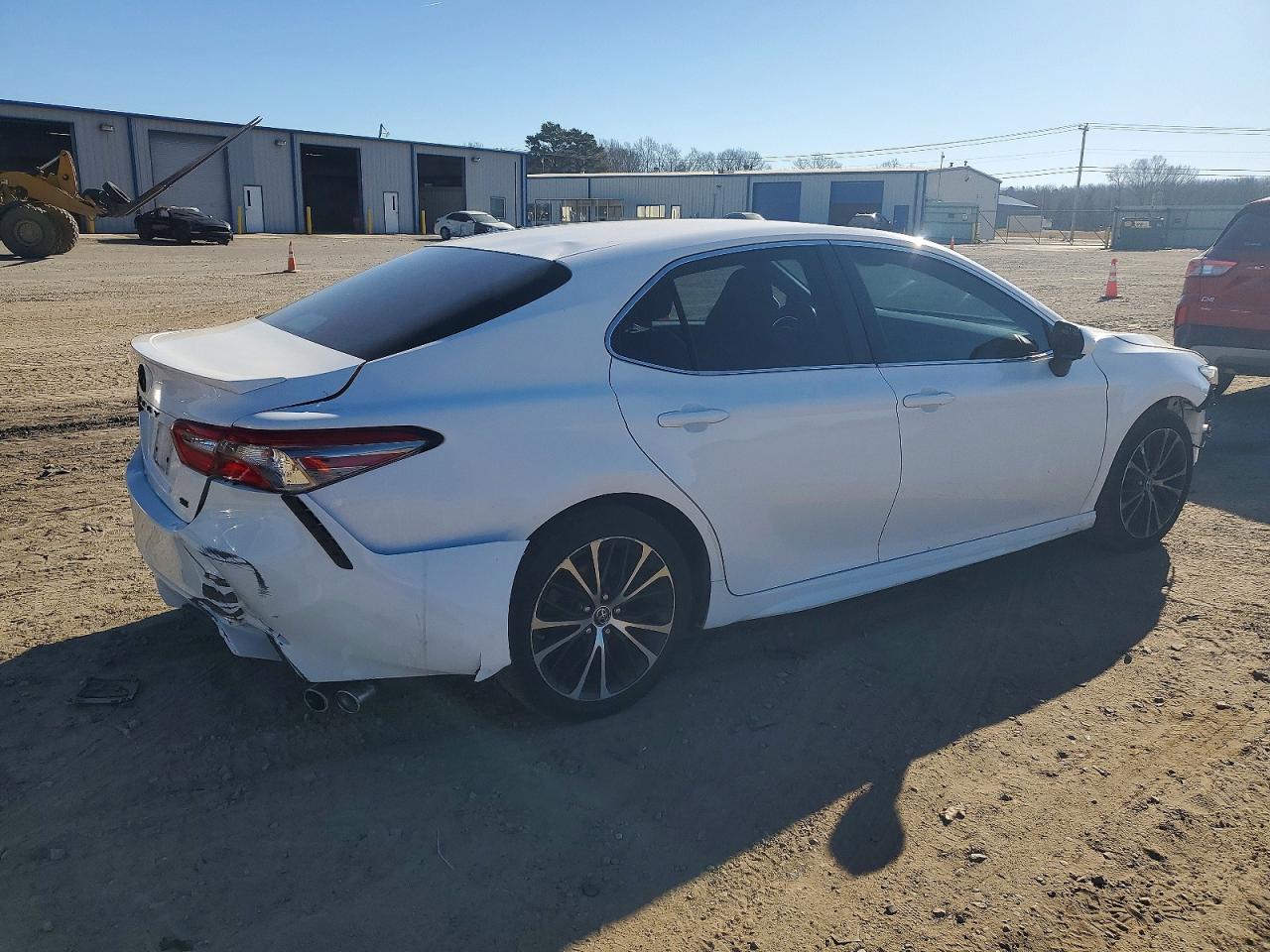 2018 TOYOTA CAMRY