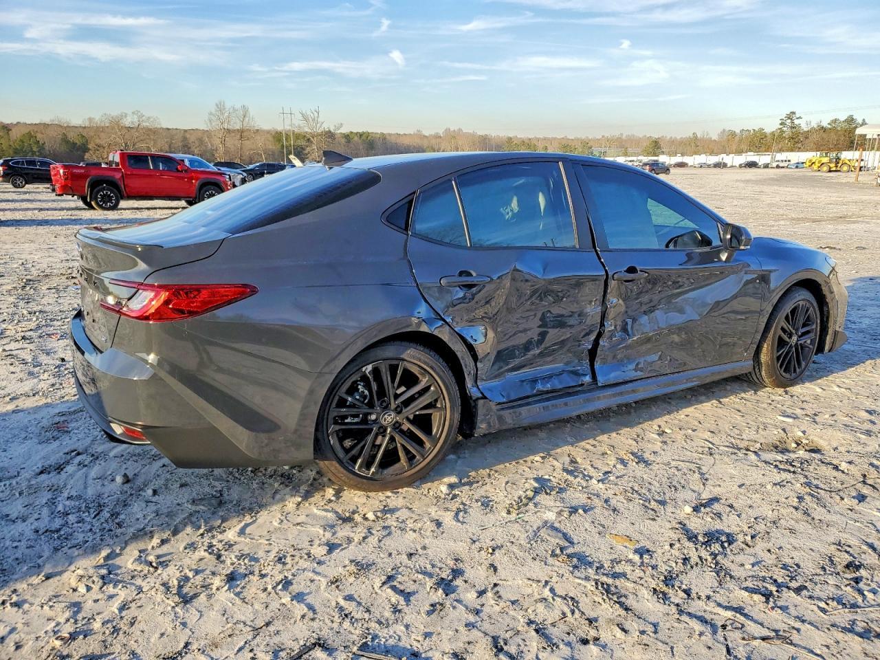 2025 TOYOTA CAMRY