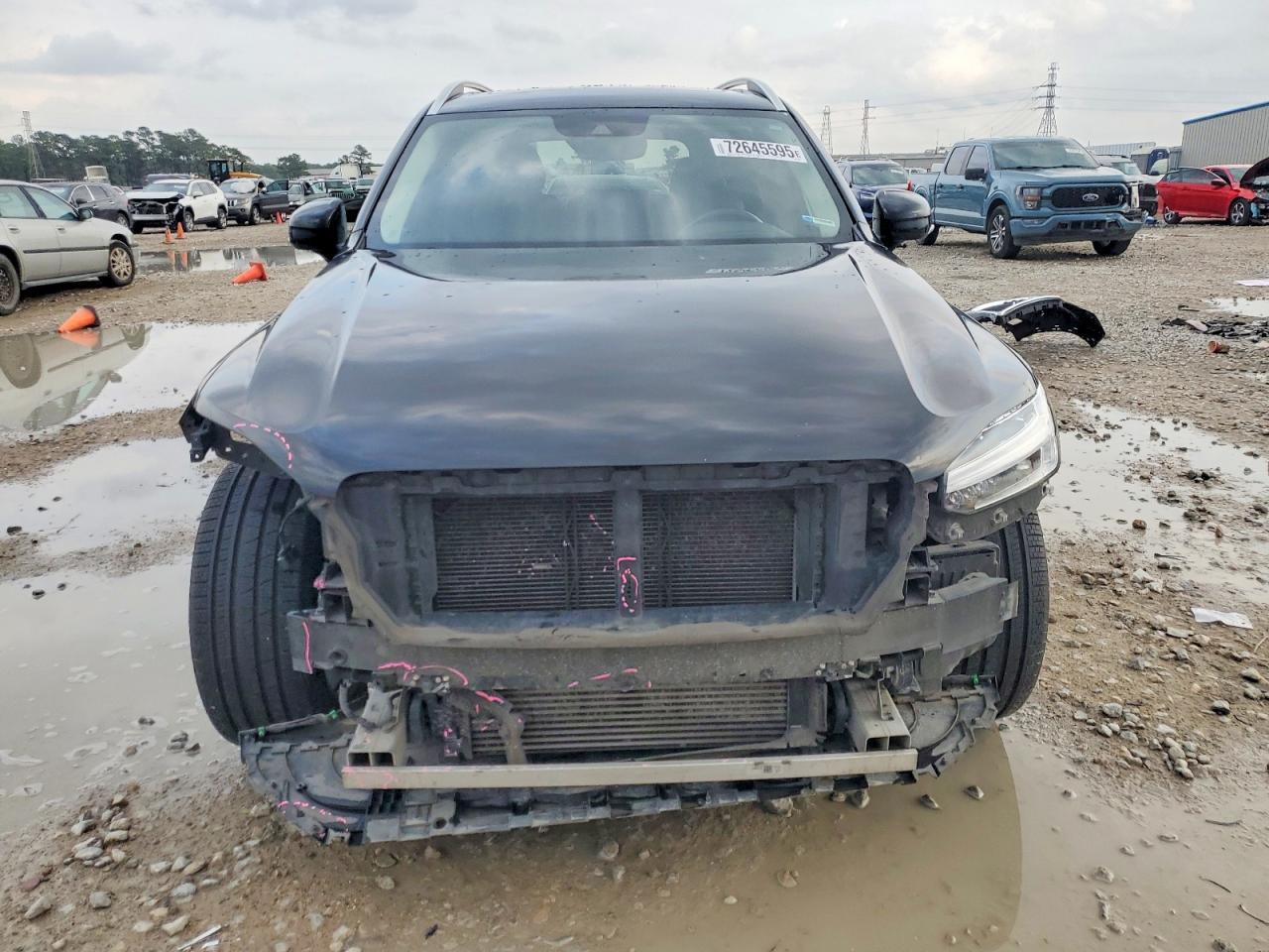 2019 VOLVO XC90