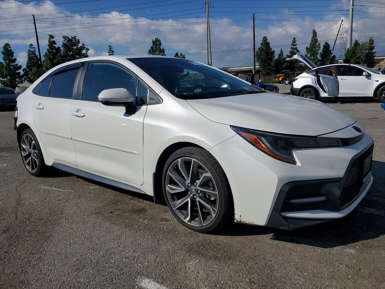 2021 TOYOTA COROLLA