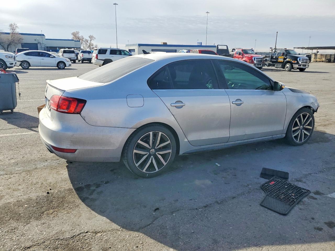 2013 VOLKSWAGEN JETTA