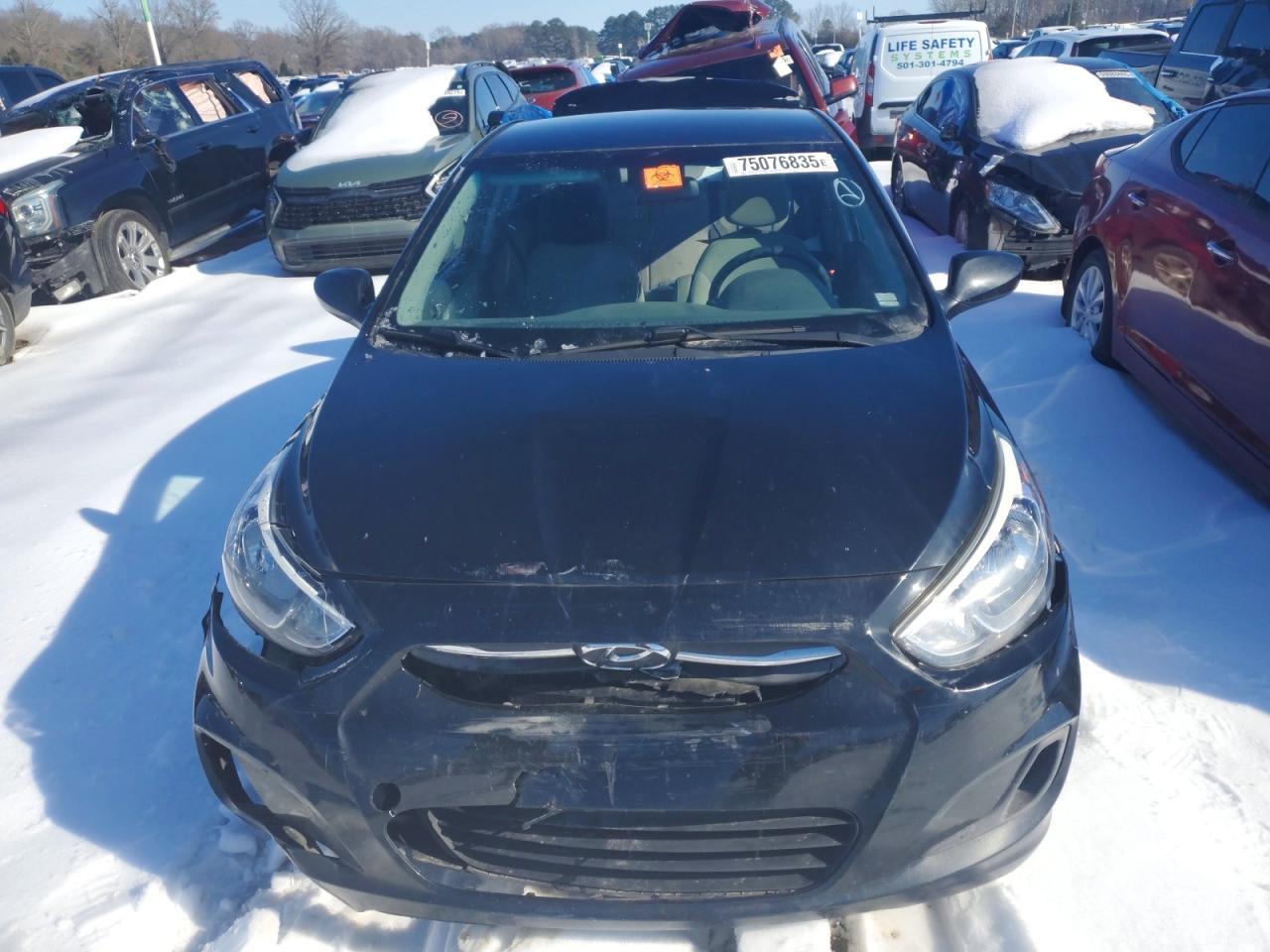2016 HYUNDAI ACCENT
