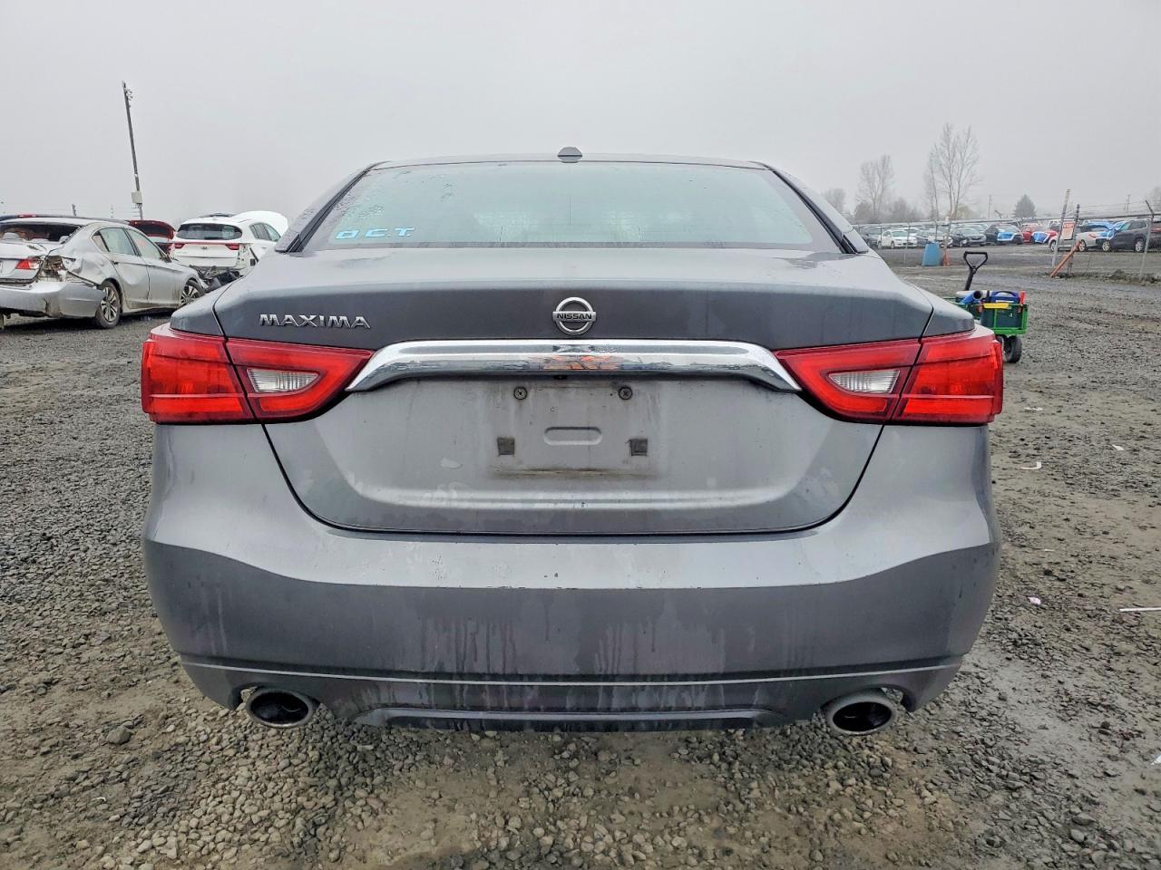 2016 NISSAN Maxima