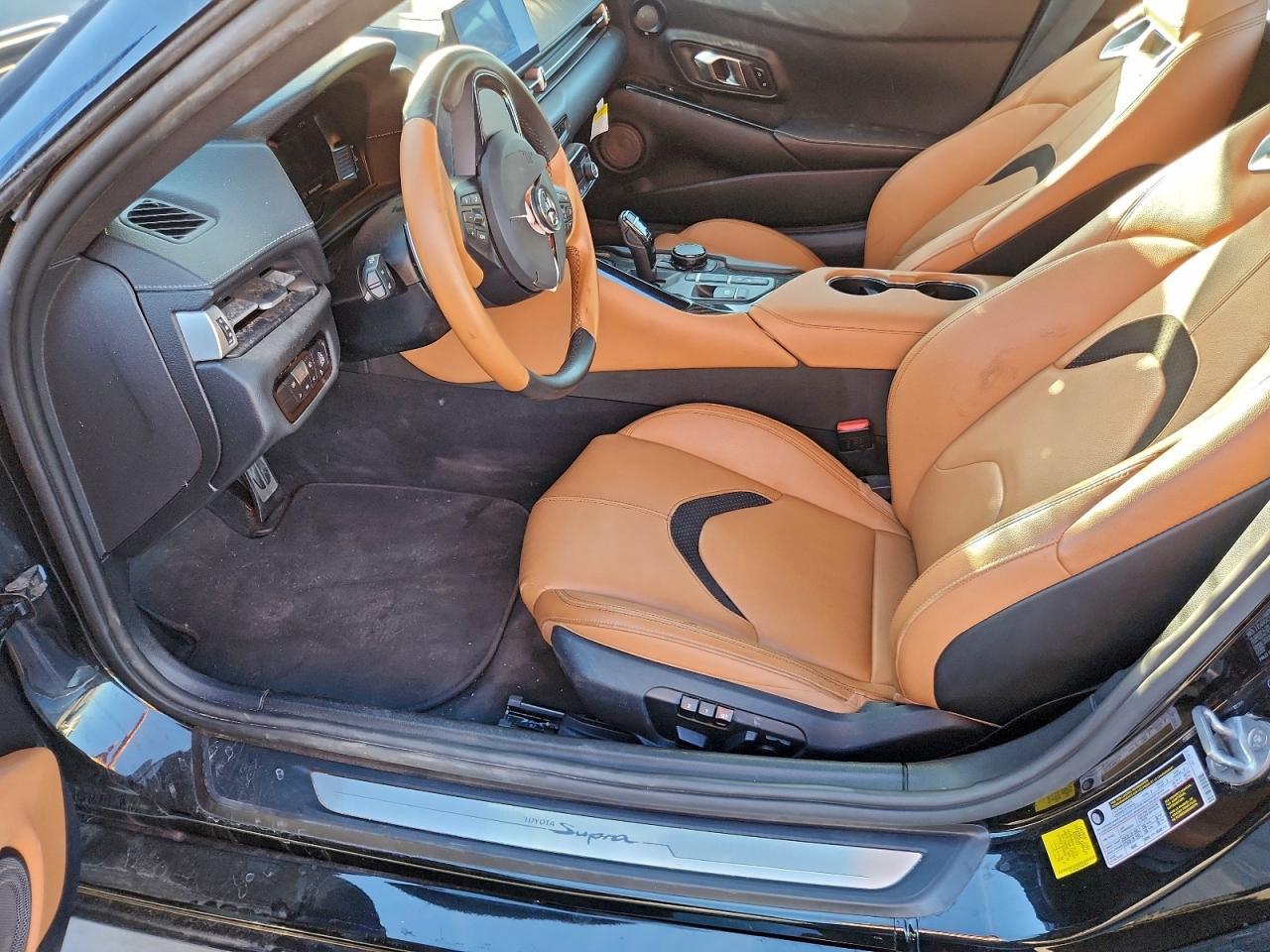 2024 TOYOTA Supra