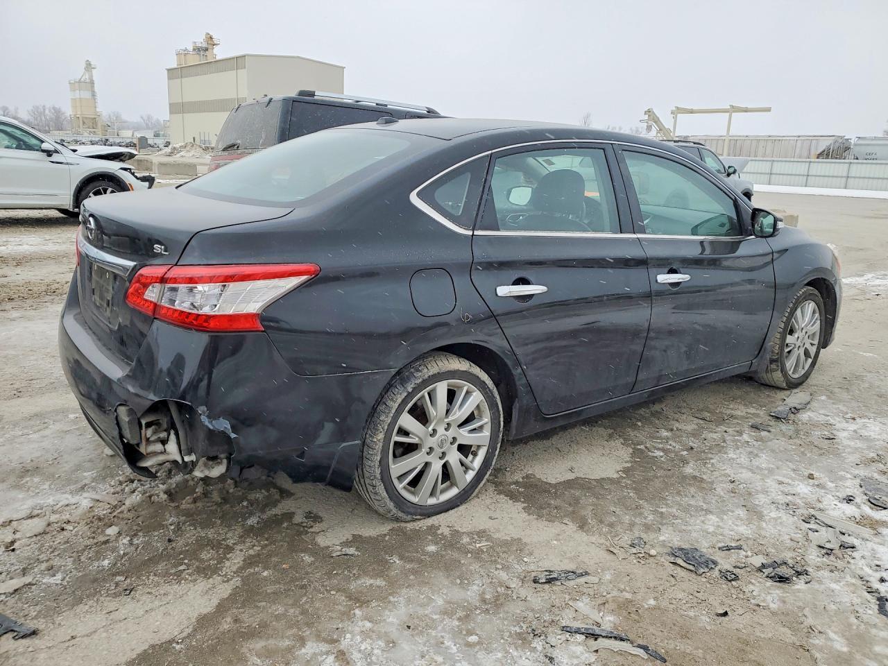 2015 NISSAN SENTRA
