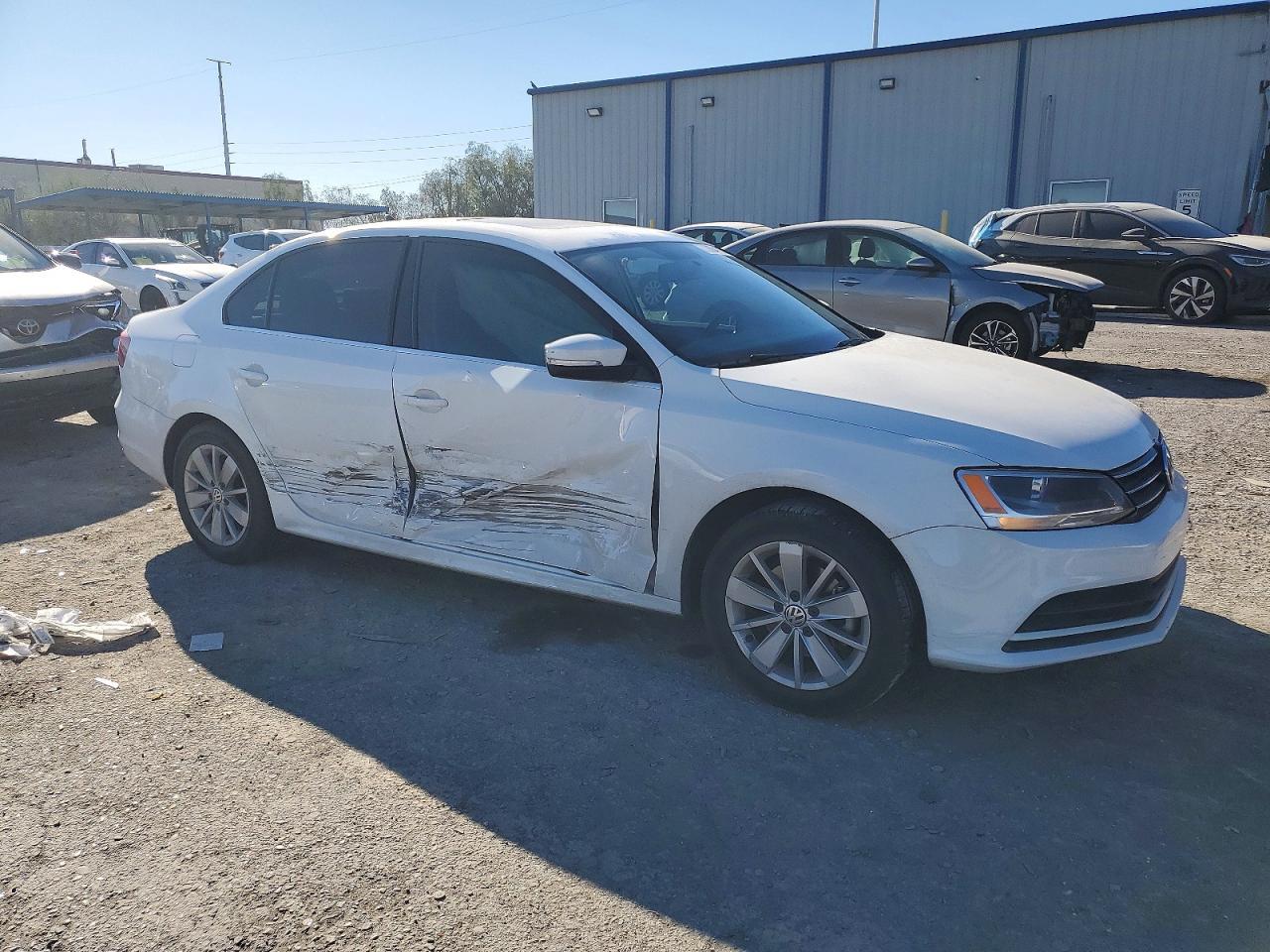 2016 VOLKSWAGEN JETTA