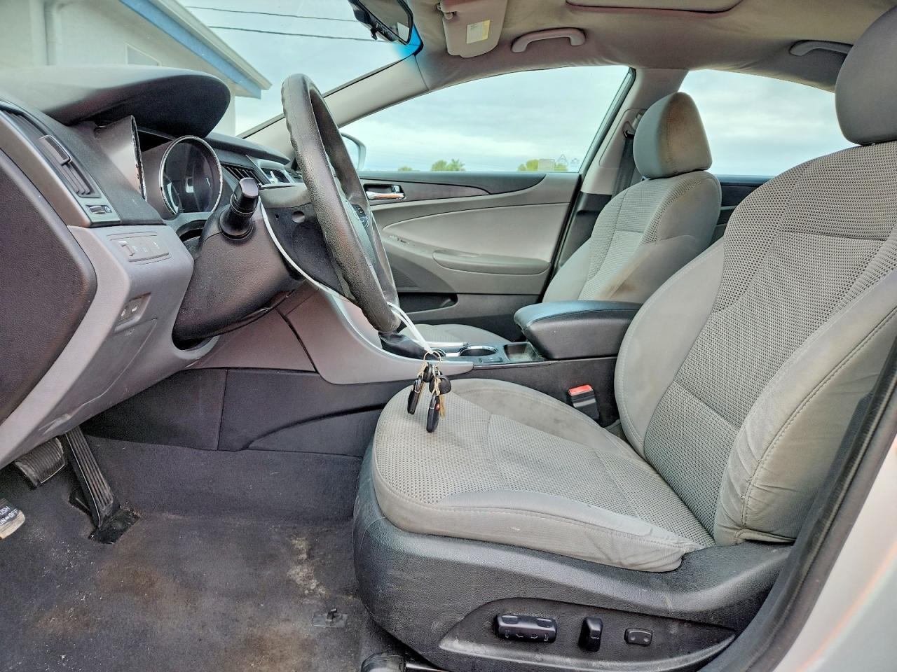 2014 HYUNDAI SONATA