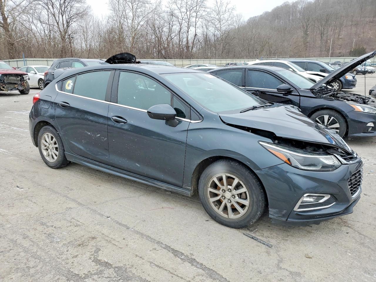 2017 CHEVROLET CRUZE