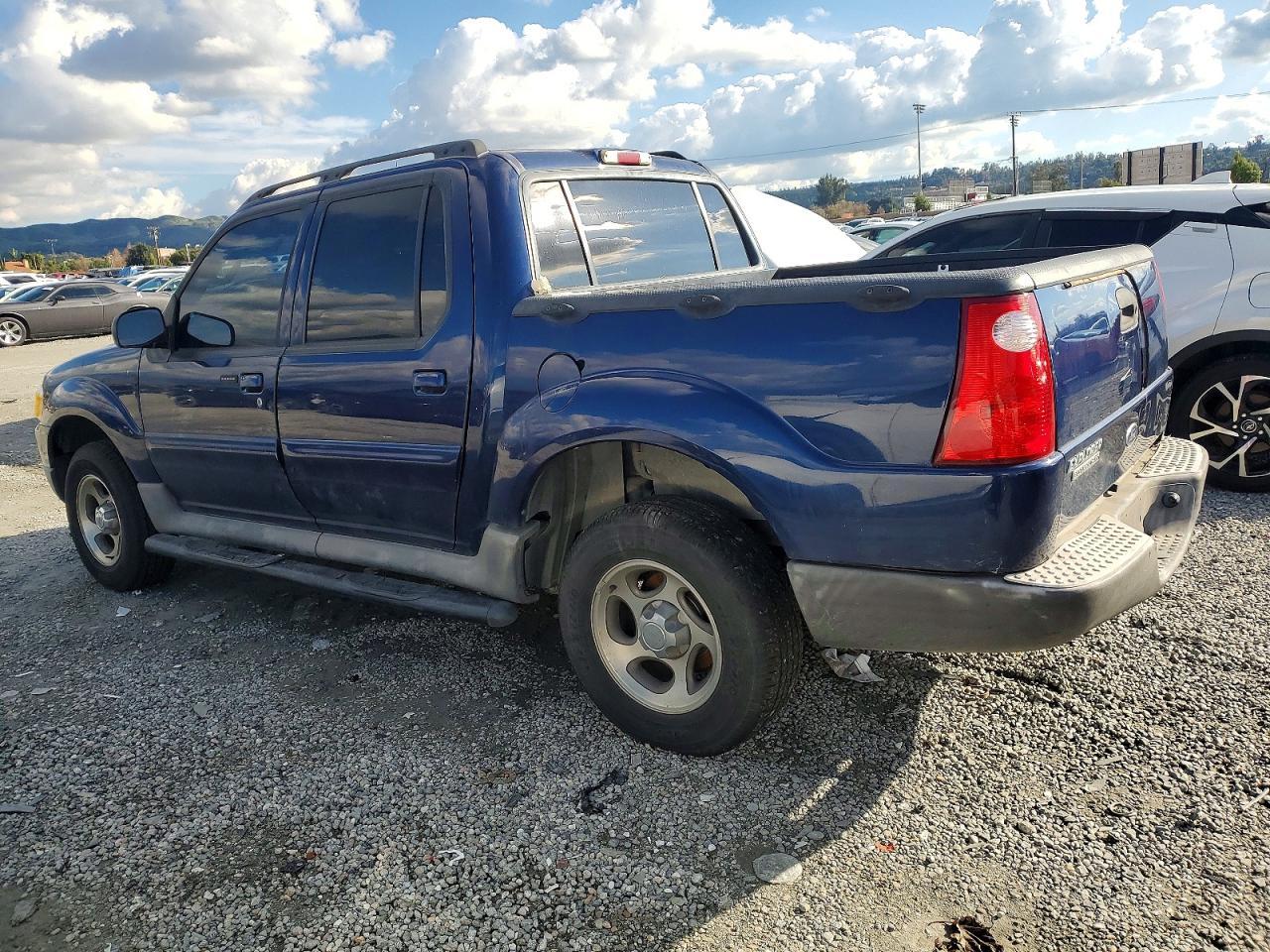 2004 FORD Explorer Sport Trac