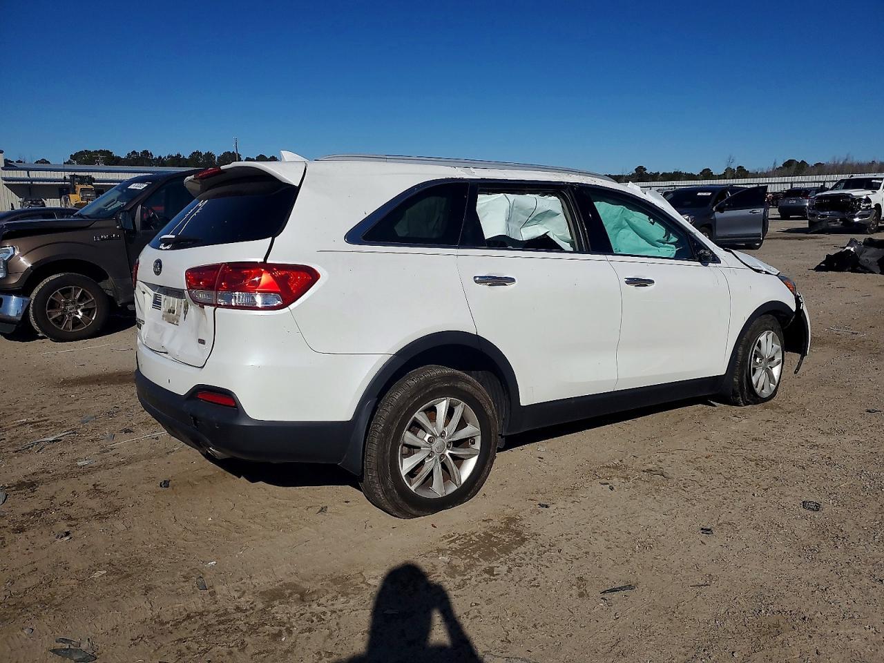 2017 KIA SORENTO