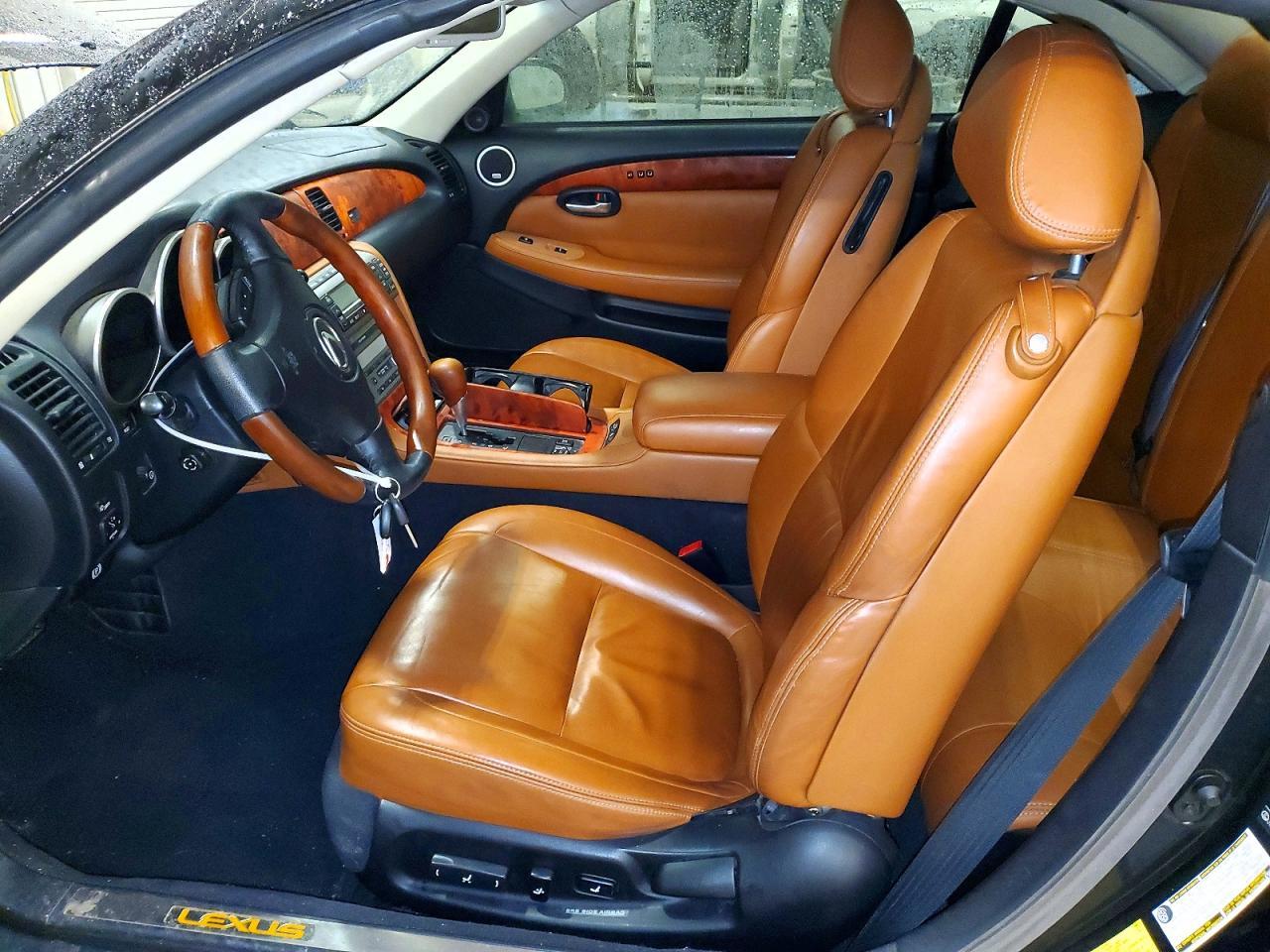 2005 LEXUS SC 430