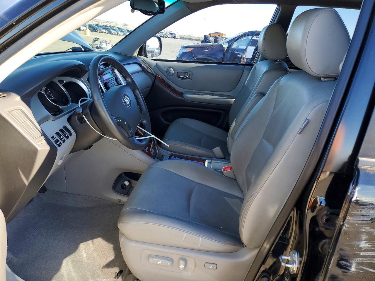 2006 TOYOTA HIGHLANDER